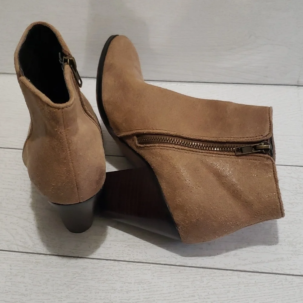 Dolce Vita 8 heel textured suede tan booties